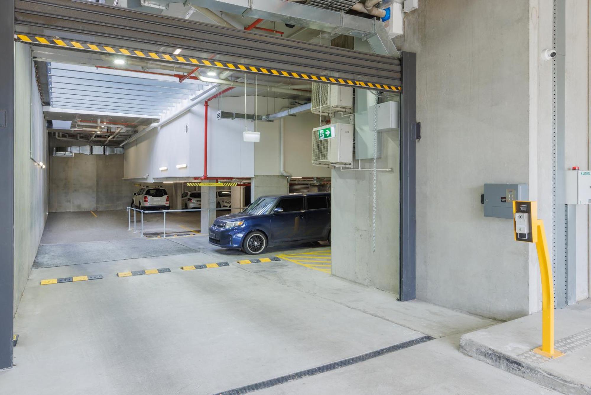 Punthill Essendon North Aparthotel Melbourne Exterior photo